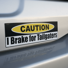 Load image into Gallery viewer, Close-up on tailgate