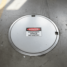 Load image into Gallery viewer, Confined Space - Floor hatch