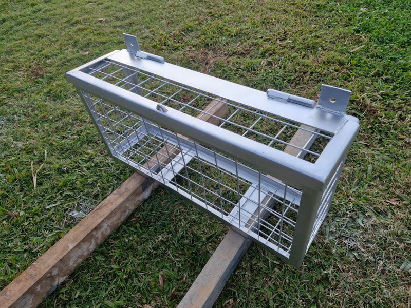 Plumber cage getting painted