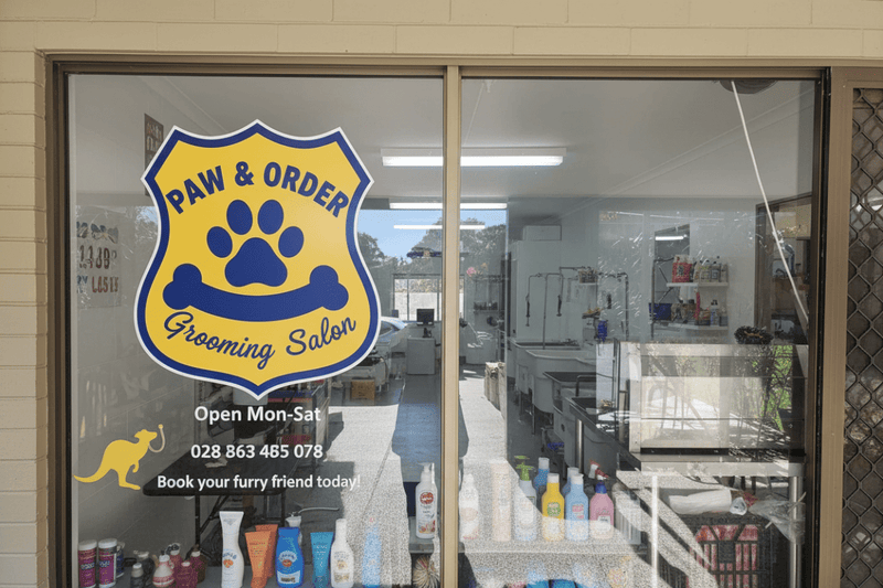 Pet Store/Grooming Salon Window