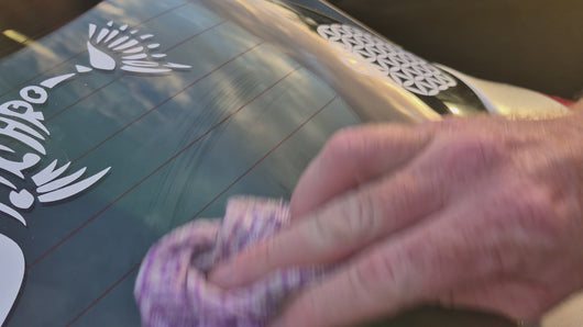 How to apply custom logo stickers