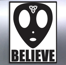 Load image into Gallery viewer, Alien Head Believe Vinyl Sticker 130 × 100 mm aus
